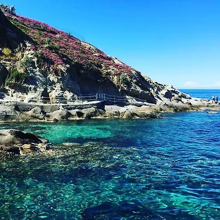 Il Veliero - La Vela Del Veliero 4* SantʼAndrea